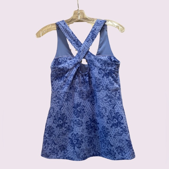 REI Blue Patterned Athletic top - Picture 2 of 3